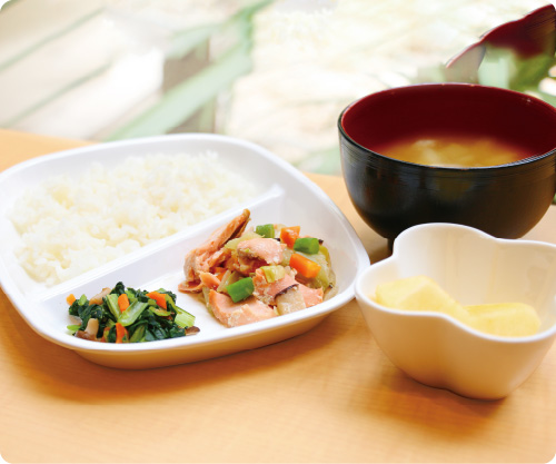 安全でおいしいこだわりの食事